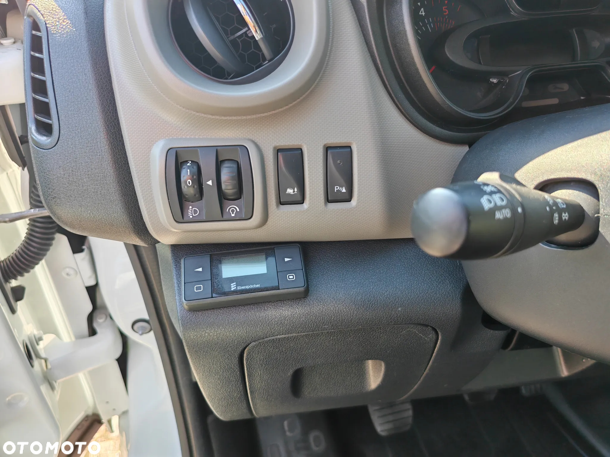 Renault TRAFIC - 17