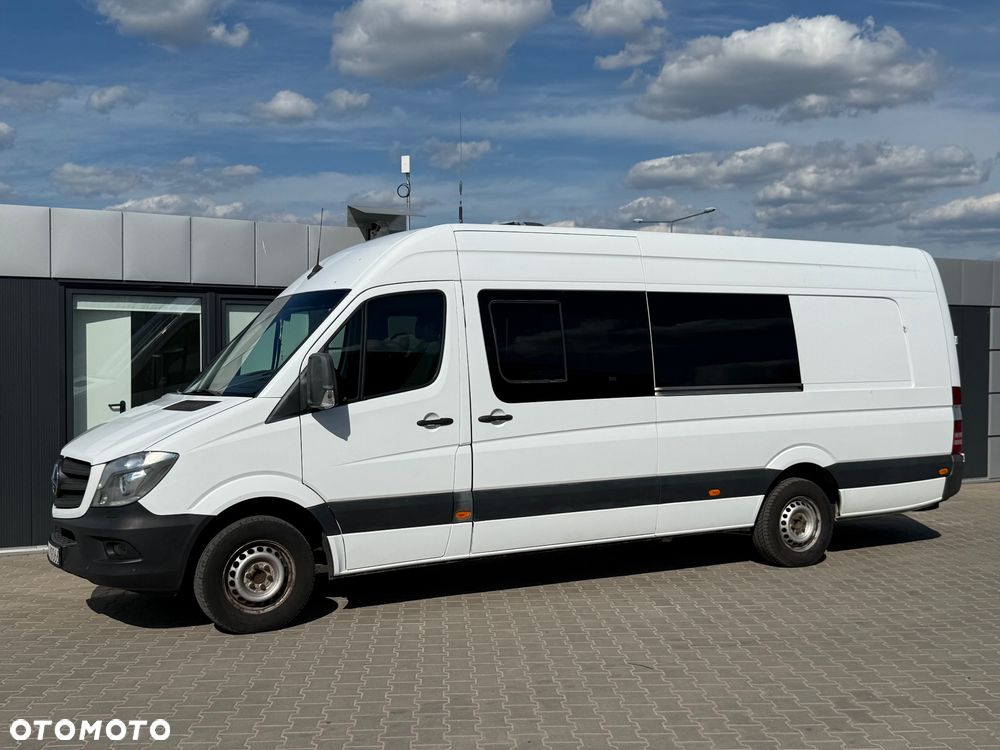 Mercedes-Benz Sprinter - 2