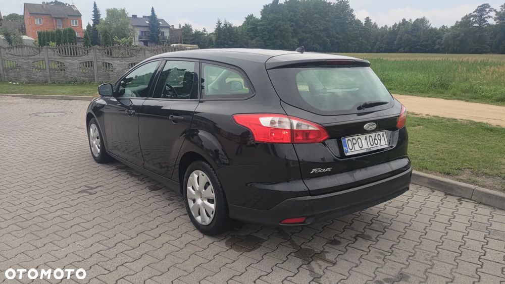 Ford Focus 1.6 Edition - 30