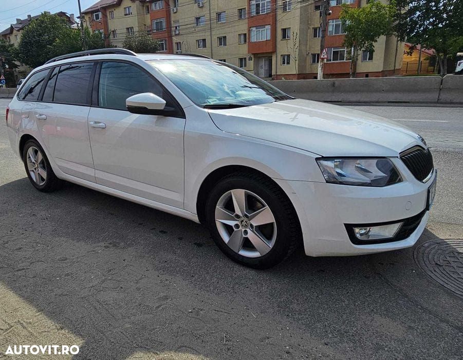 Skoda Octavia 1.4 TSI ELEGANCE DSG - 4