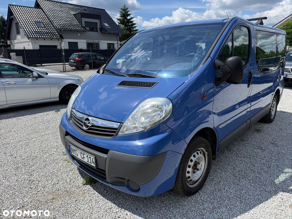 Opel Vivaro - 25