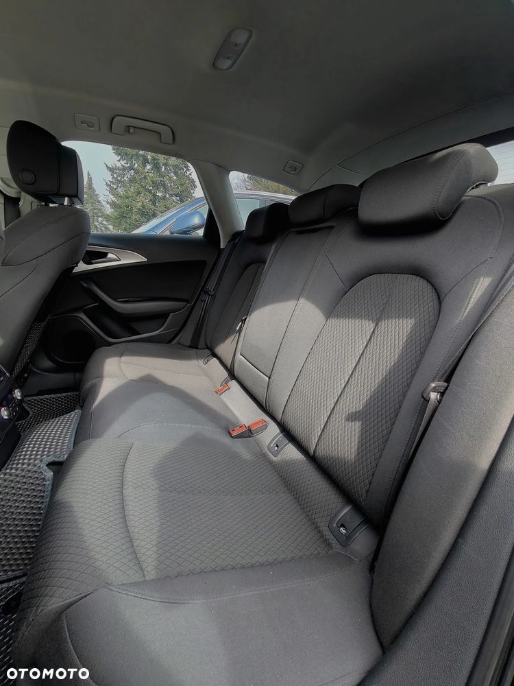 Audi A6 Avant 2.0 TDI Ultra S tronic - 14