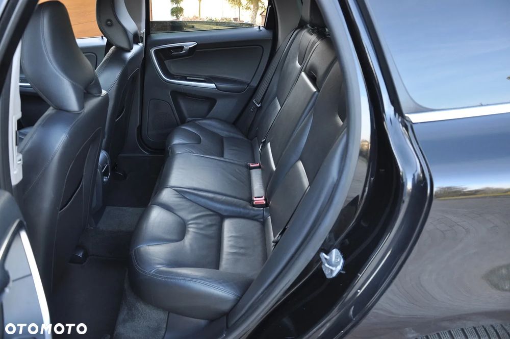 Volvo XC 60 D4 Summum - 20