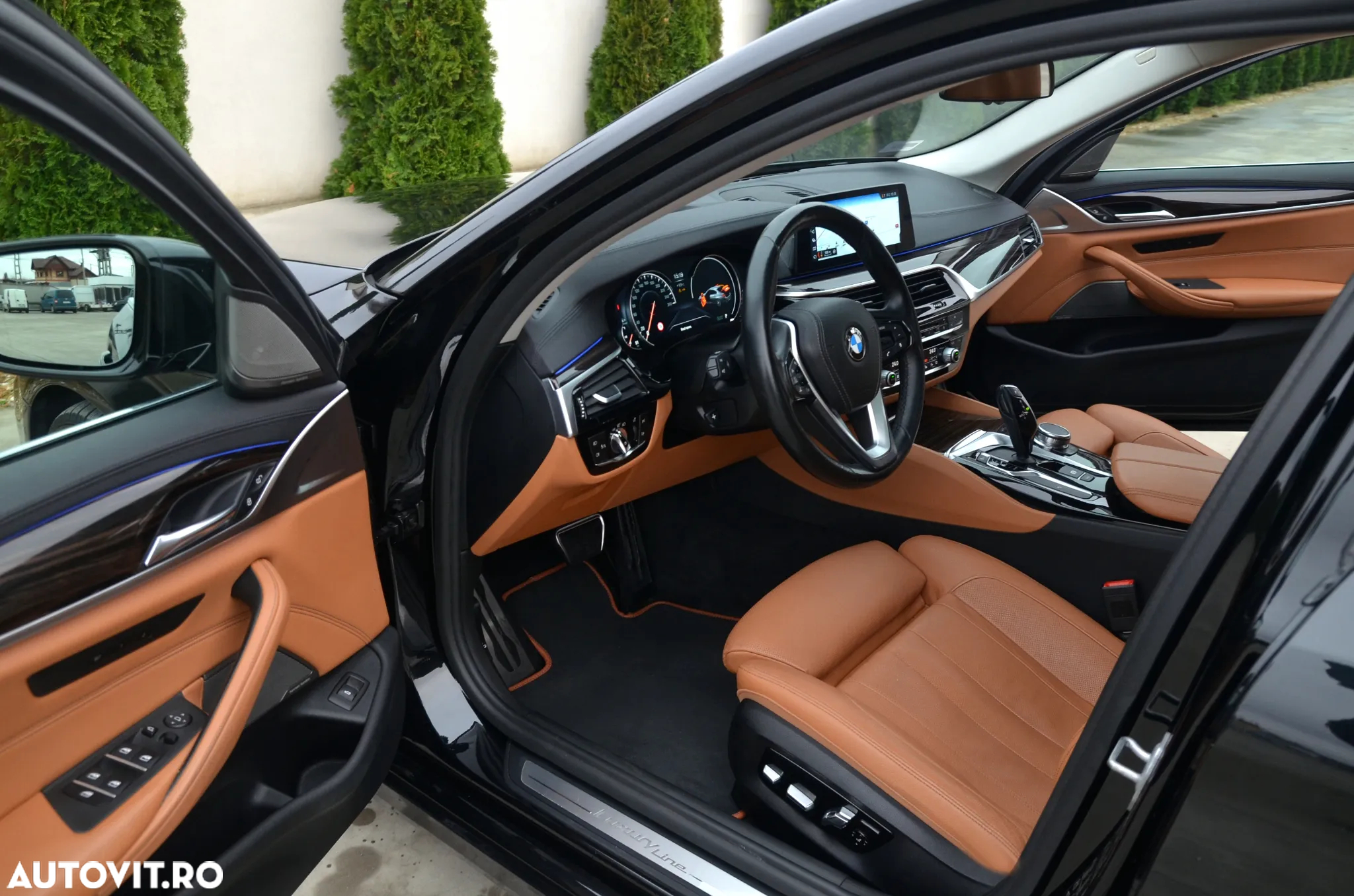 BMW Seria 5 530d xDrive Aut. - 9