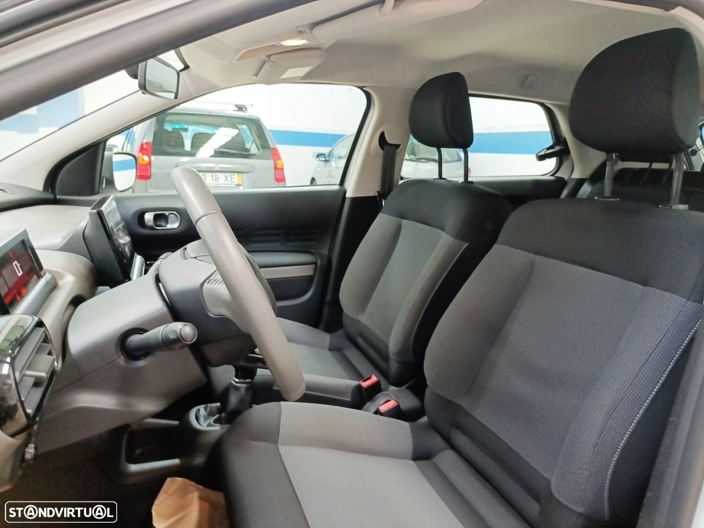 Citroën C4 Cactus 1.2 PureTech Feel Ed.Silver - 19