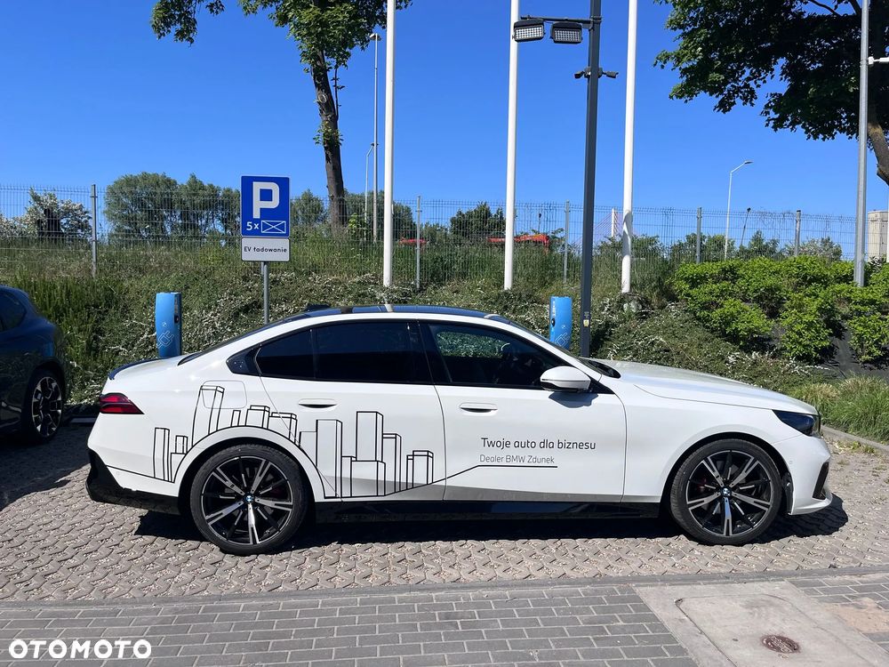 BMW Seria 5 520d xDrive mHEV - 7