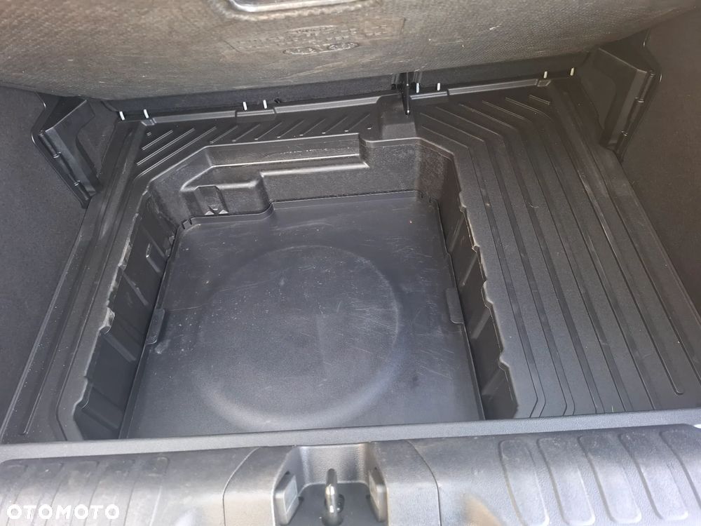 Ford Puma 1.0 EcoBoost Hybrid ST-LINE DESIGN - 17