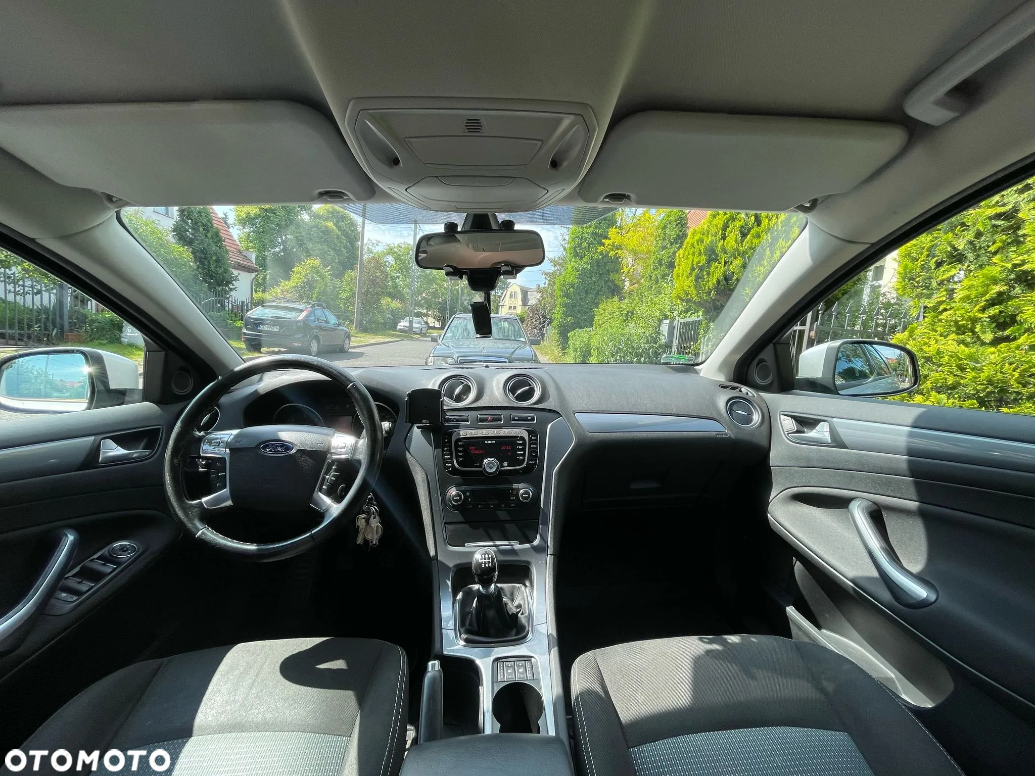 Ford Mondeo 2.0 TDCi Ghia - 12