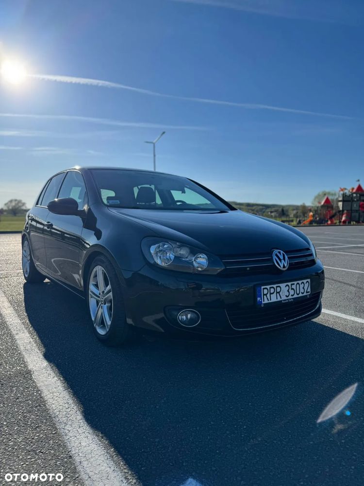 Volkswagen Golf 2.0 TDI DPF Highline - 1