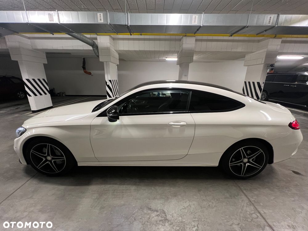 Mercedes-Benz Klasa C 300 7G-TRONIC - 3