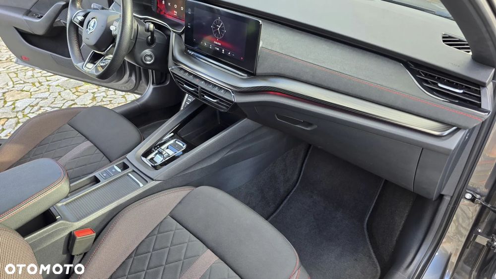 Skoda Octavia 2.0 TDI RS DSG - 13