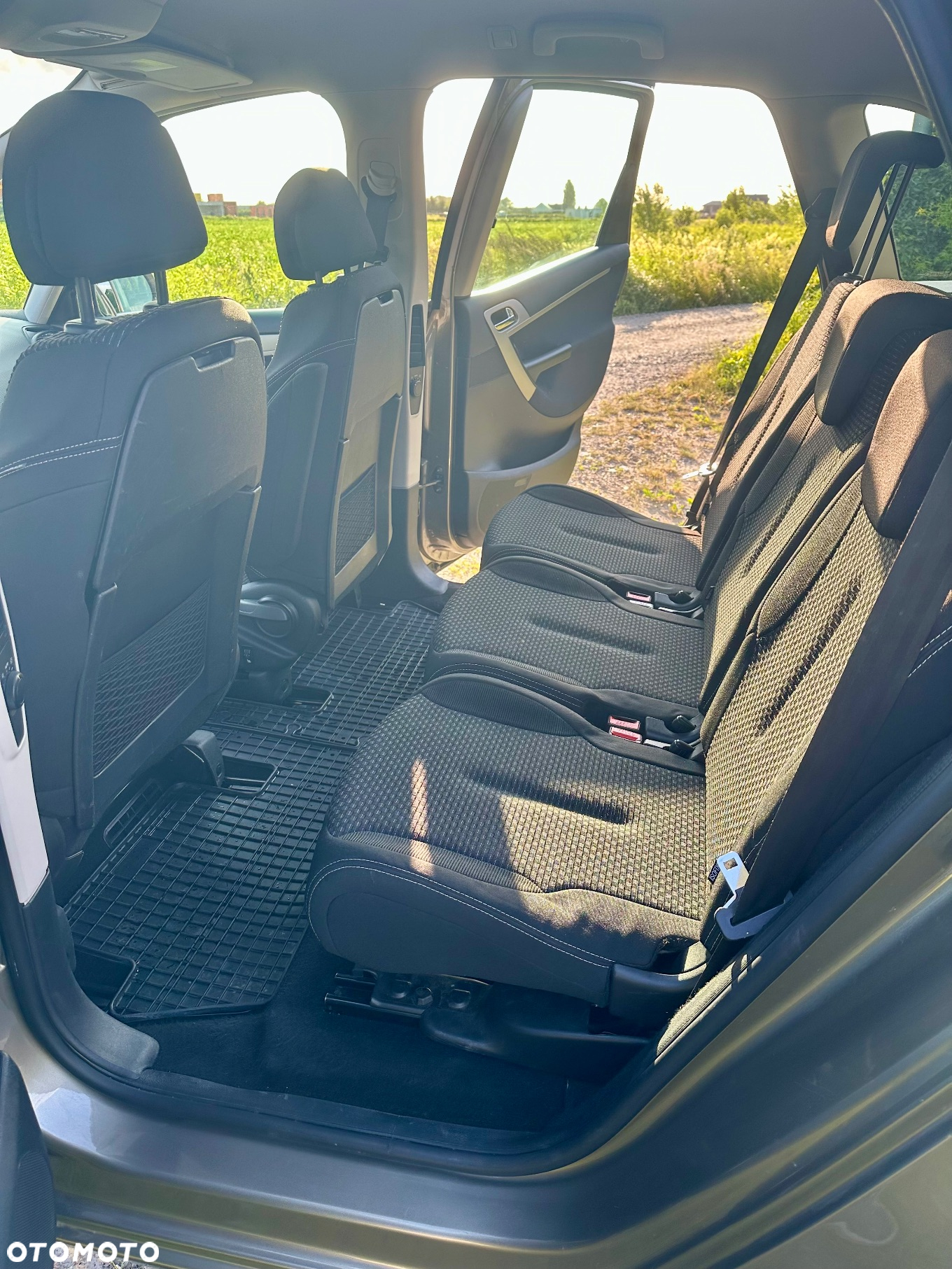 Citroën C4 Picasso - 8