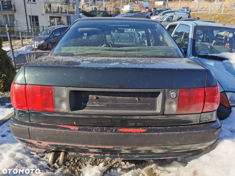 Lampa tylna L Audi 80 B4 - 1