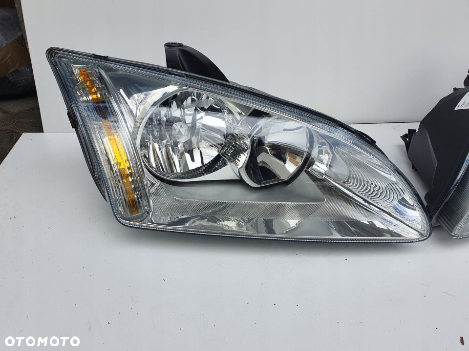LAMPA PRZÓD PRAWA FORD FOCUS MK2 EUROPA ORYGINAŁ - 2