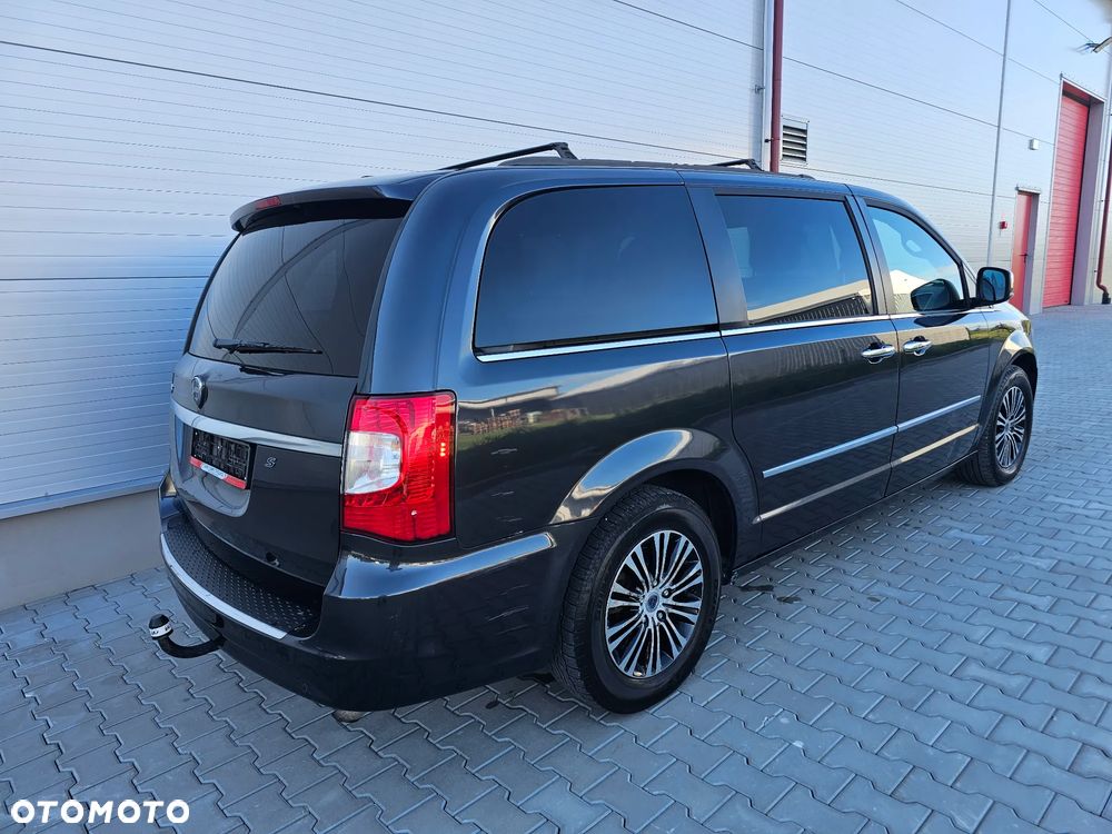 Lancia Voyager 2.8 Multijet 16v S - 20