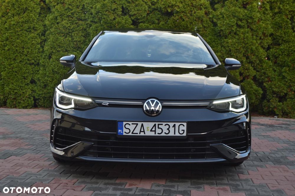 Volkswagen Golf - 11