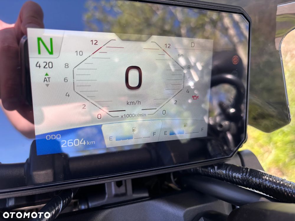 Yamaha MT - 8