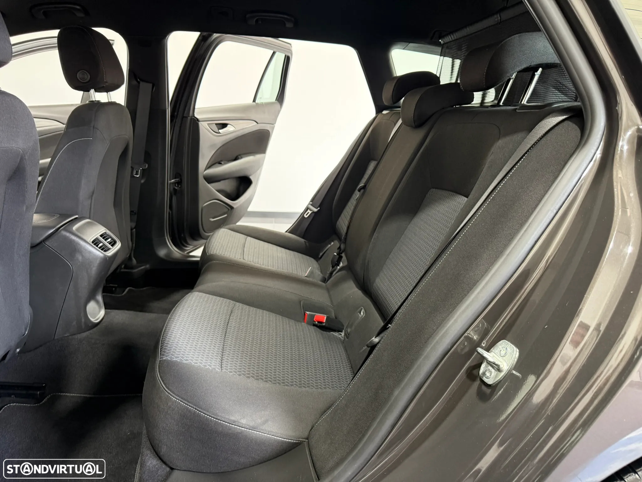 Opel Insignia Sports Tourer 1.5 D Business Edition - 45