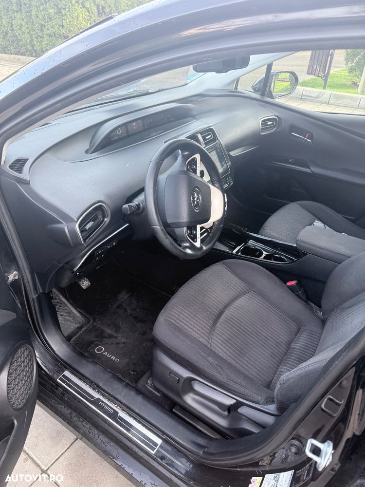 Toyota Prius Hybrid - 7