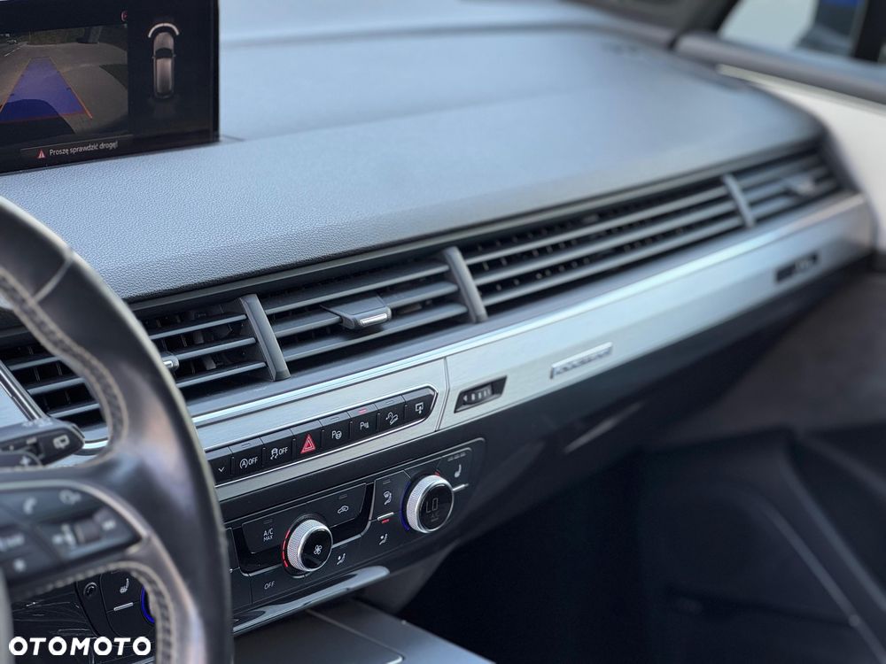 Audi SQ7 - 16