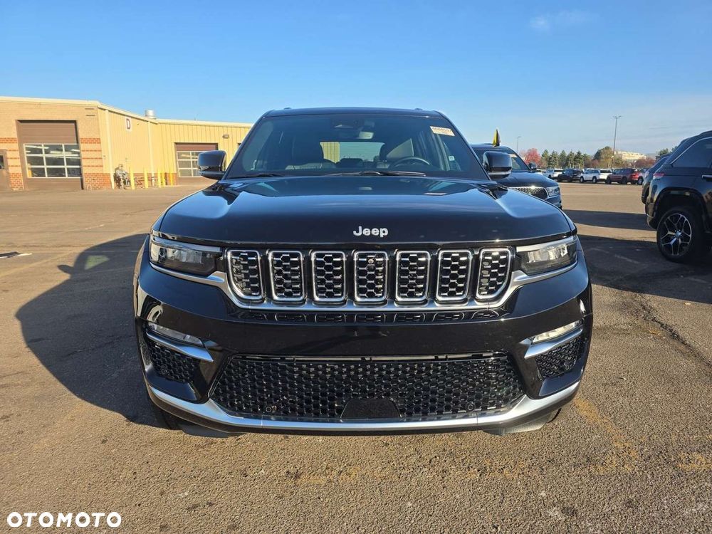 Jeep Grand Cherokee - 10