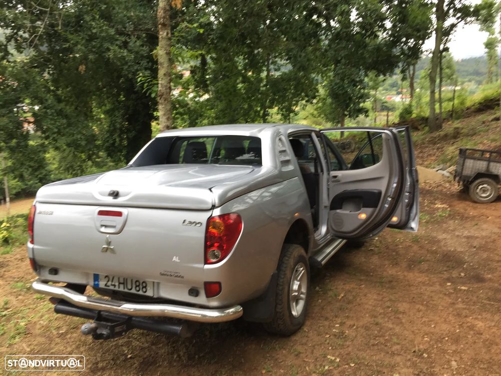 Mitsubishi L200 2.5 DI-D CD Invite+ AC/ABS 4WD - 5