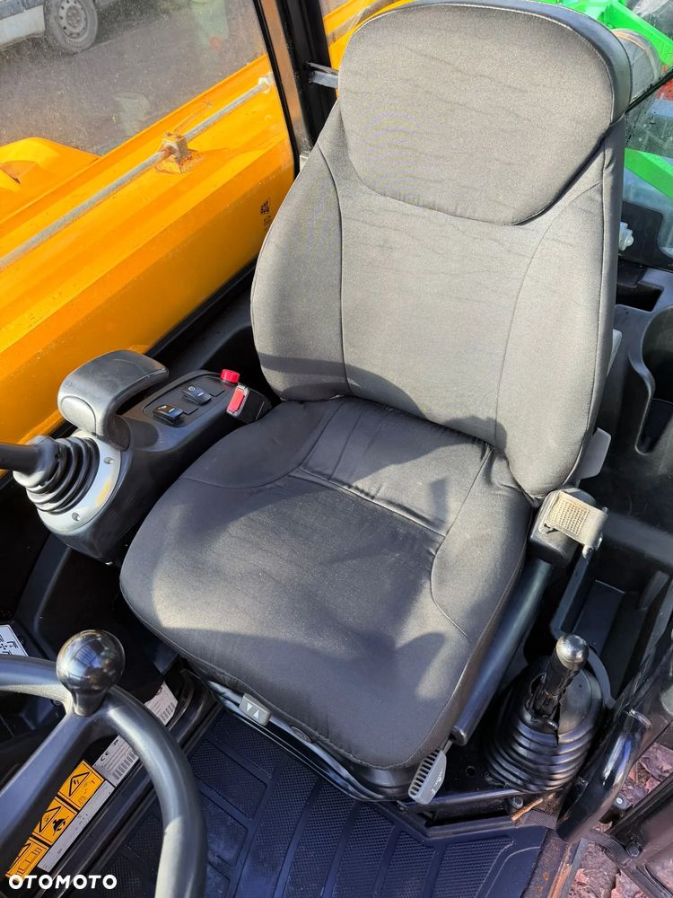 JCB 541-70 Agri Super - 14