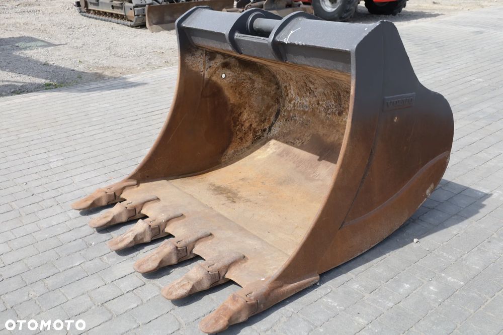 Duża Łyżka kopiąca Volvo 2m3 do gąsienicy EC300, EC350, CAT 330, PC290LC, DX300, R 934 - 12