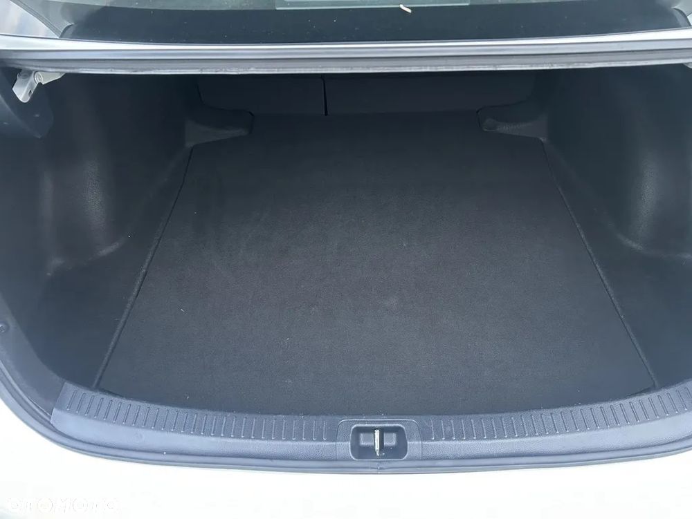 Toyota Corolla 1.5 Comfort - 31