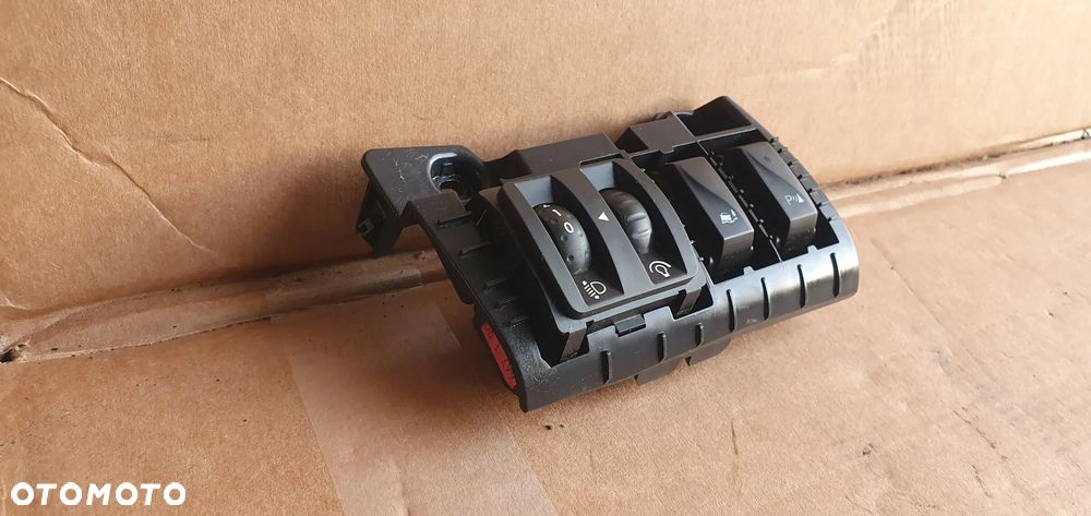 Panel sterowania przełącznik regulacji świateł Renault Trafic III Vivaro B - 2