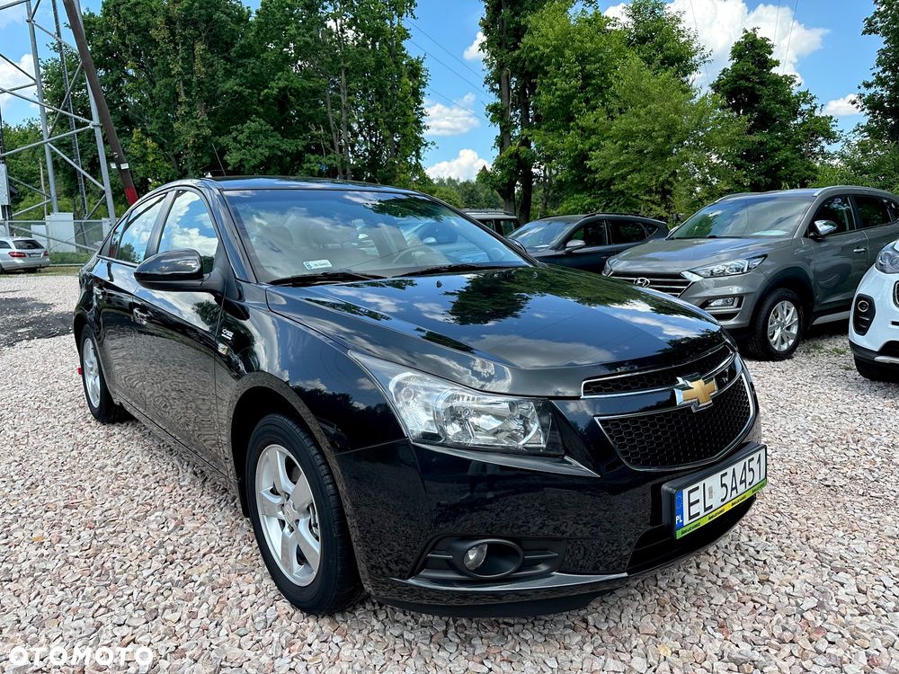 Chevrolet Cruze - 10