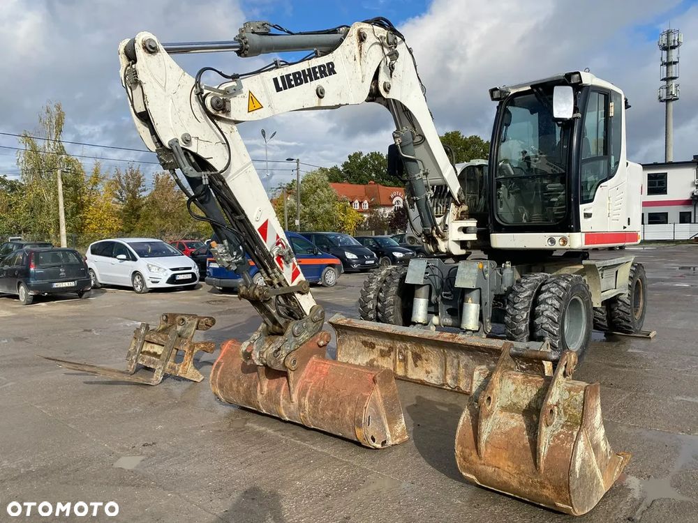 Liebherr A912 Compact / 2 Łyżki + Widły / - 2