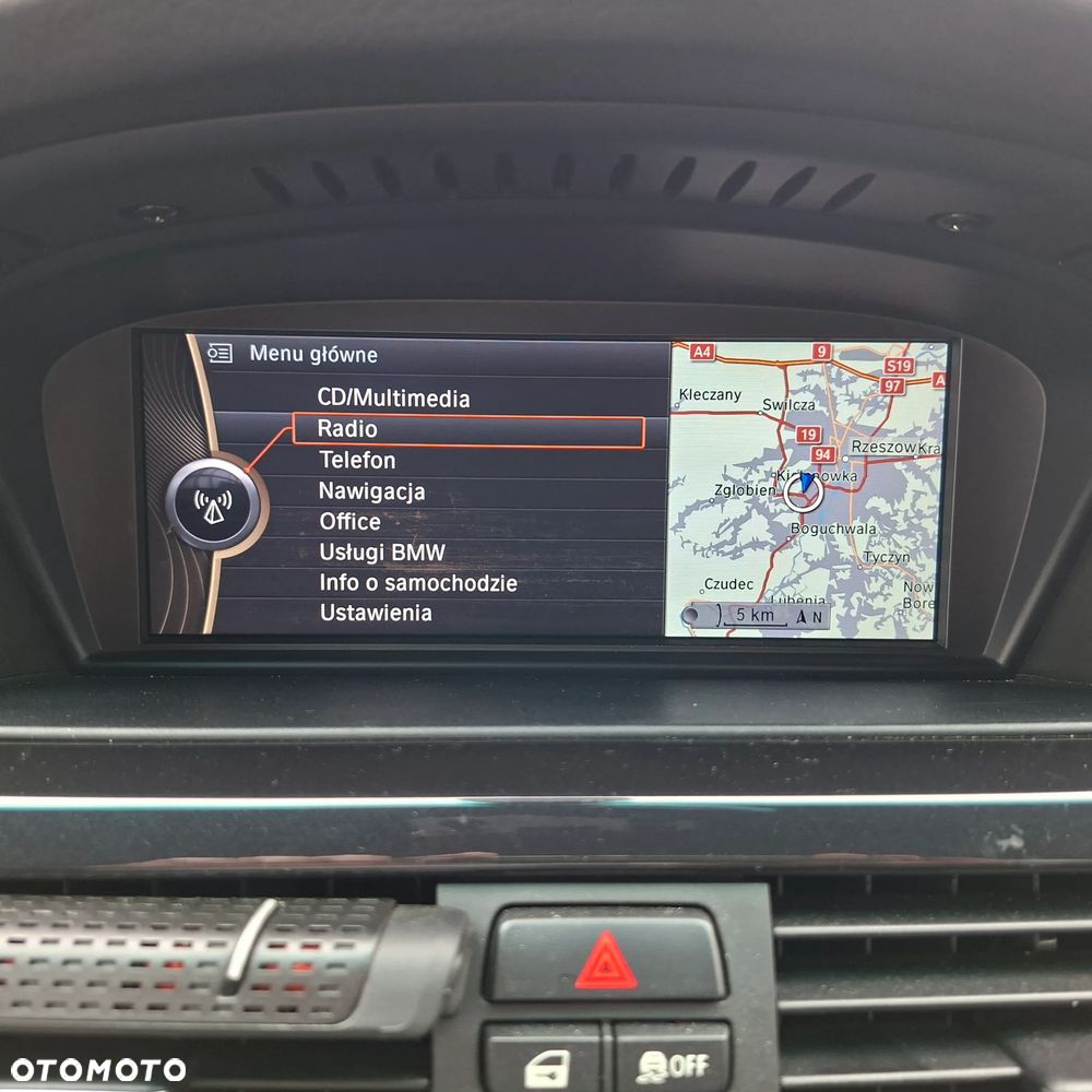 BMW Seria 3 325i xDrive - 9