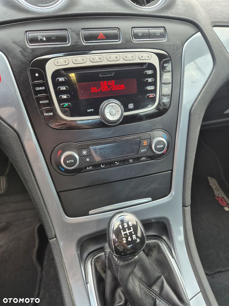 Ford Mondeo 2.0 S - 8