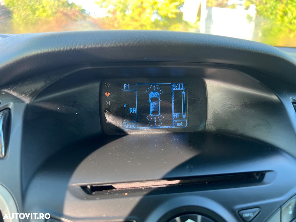Ford Focus 1.0 EcoBoost Start-Stopp-System SYNC Edition - 9