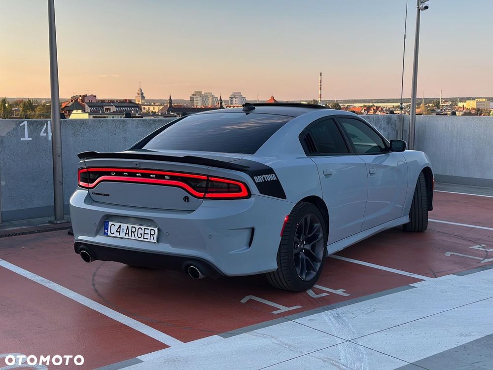 Dodge Charger 5.7 R/T Daytona - 5