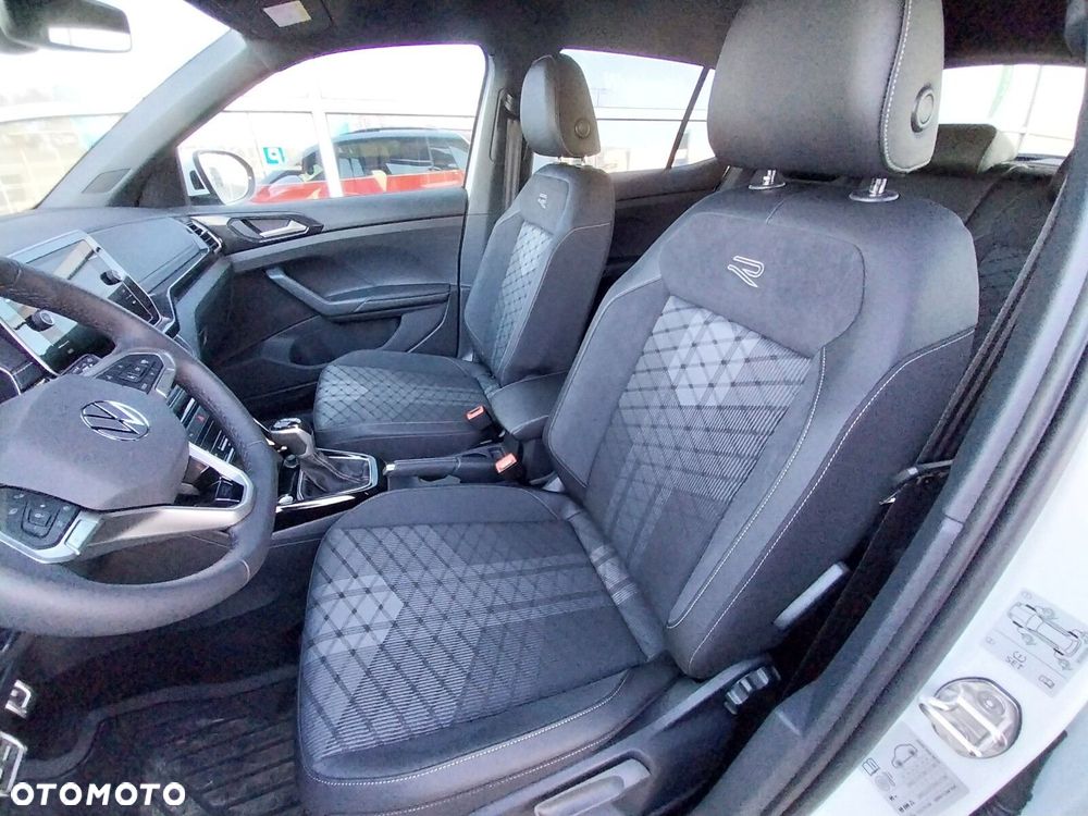 Volkswagen T-Cross - 14