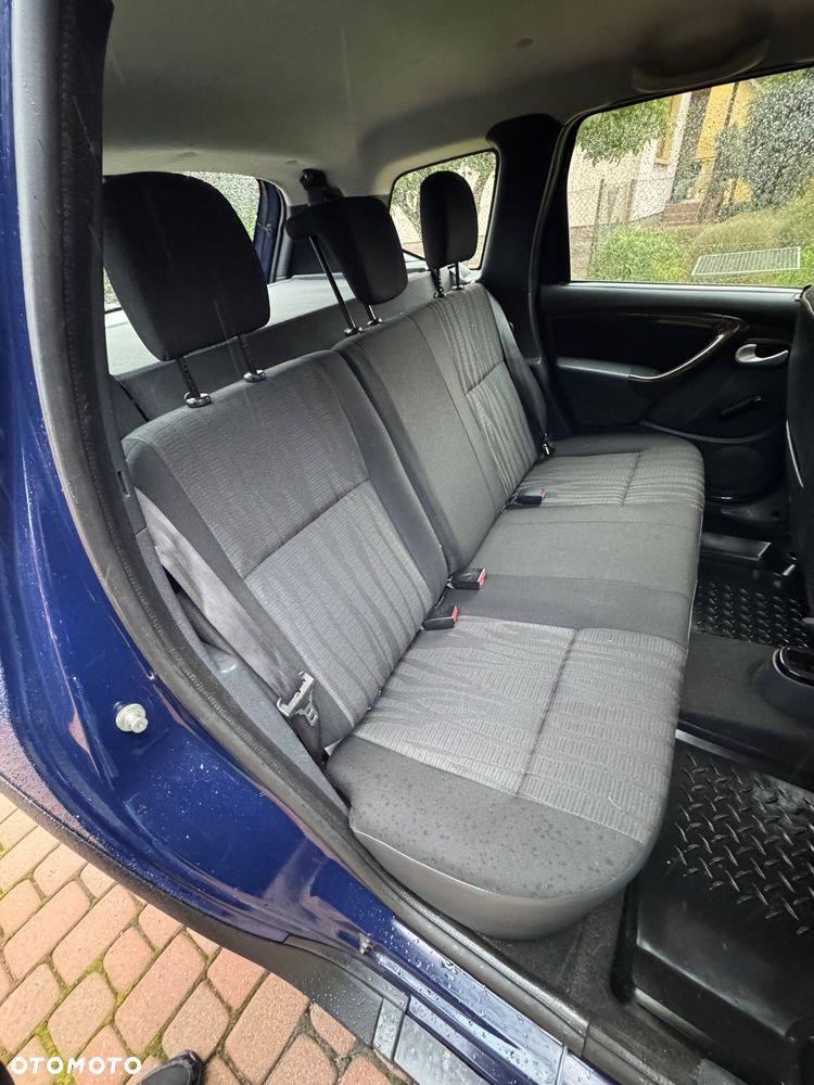 Dacia Duster 1.6 Laureate 4x4 - 16
