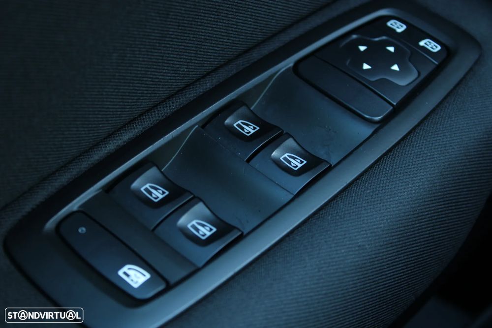 Renault Mégane Sport Tourer ENERGY dCi 110 EDC BUSINESS - 27