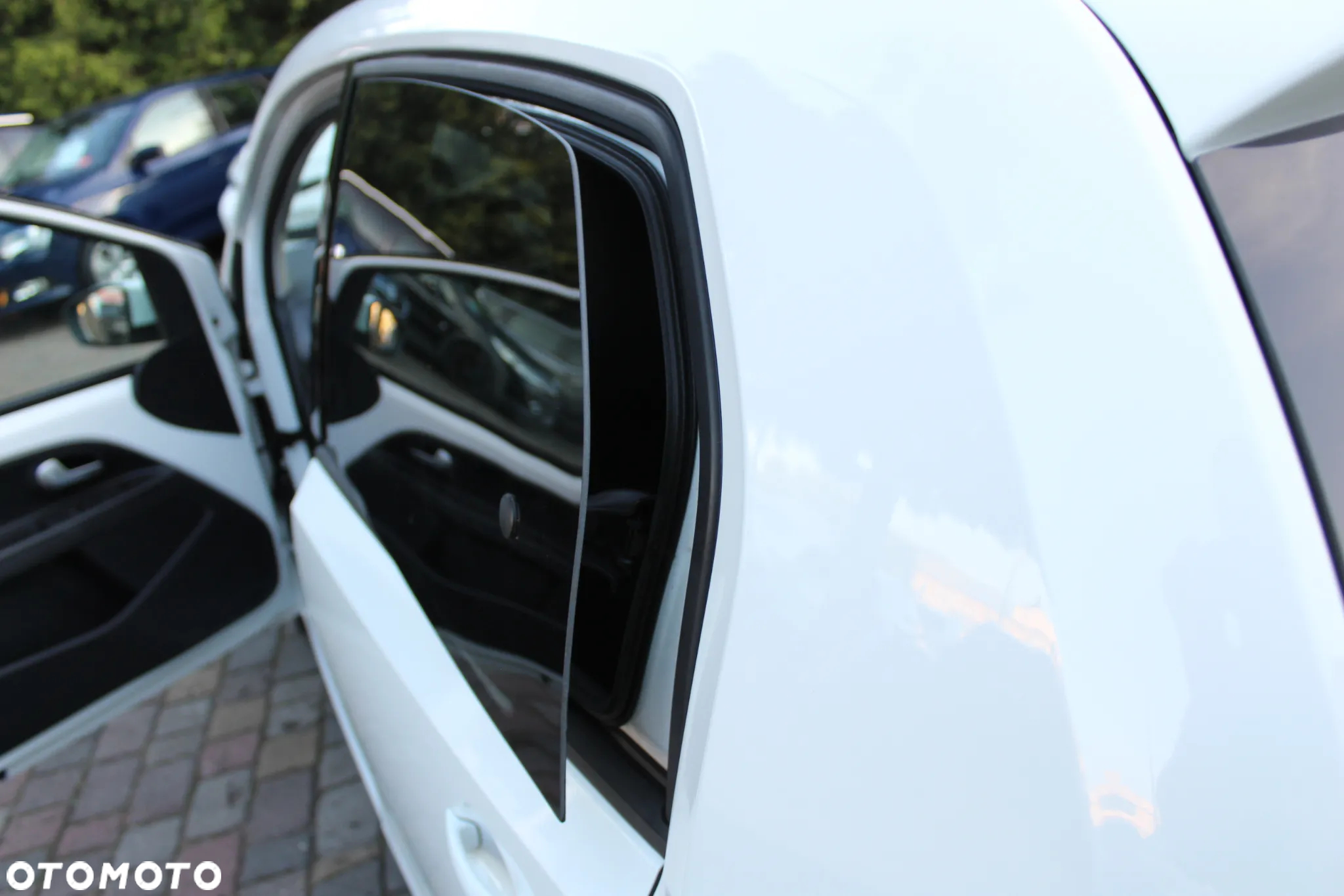 Volkswagen up! join - 25