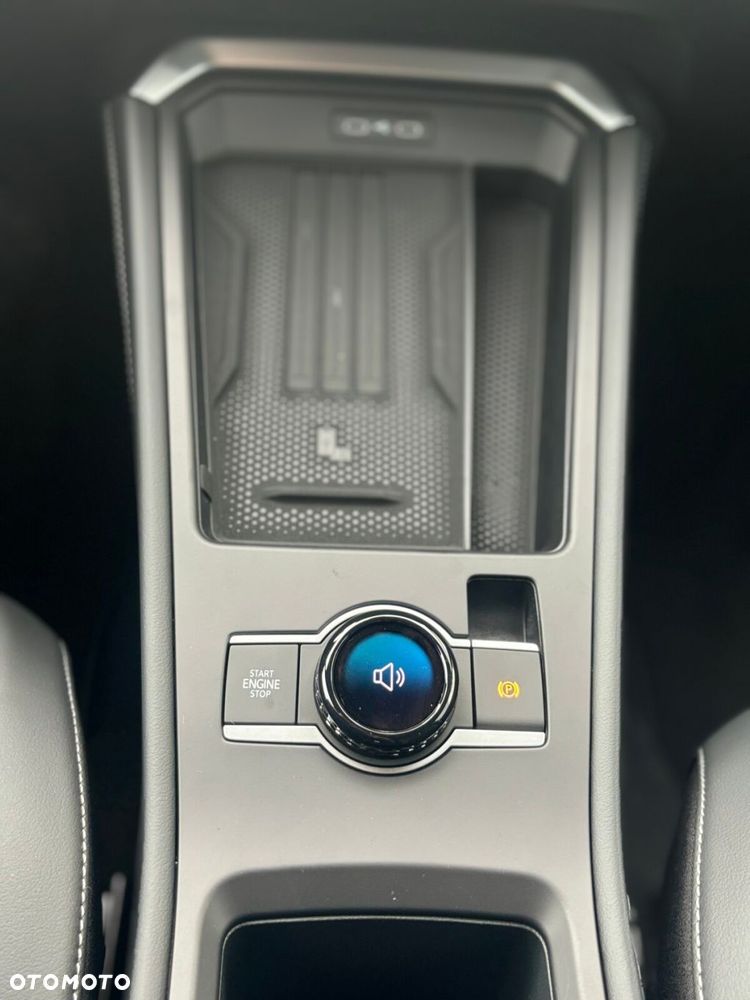 Volkswagen T-Roc - 18