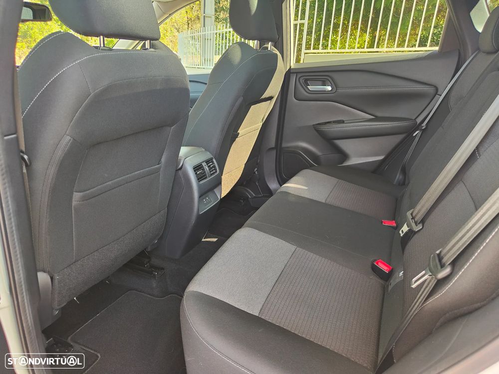 Nissan Qashqai 1.3 DIG-T N-Connecta LED+TT+SKY - 10