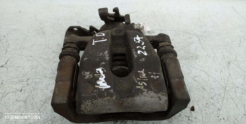 Pinça Tras Direita Opel Astra H (A04) - 2