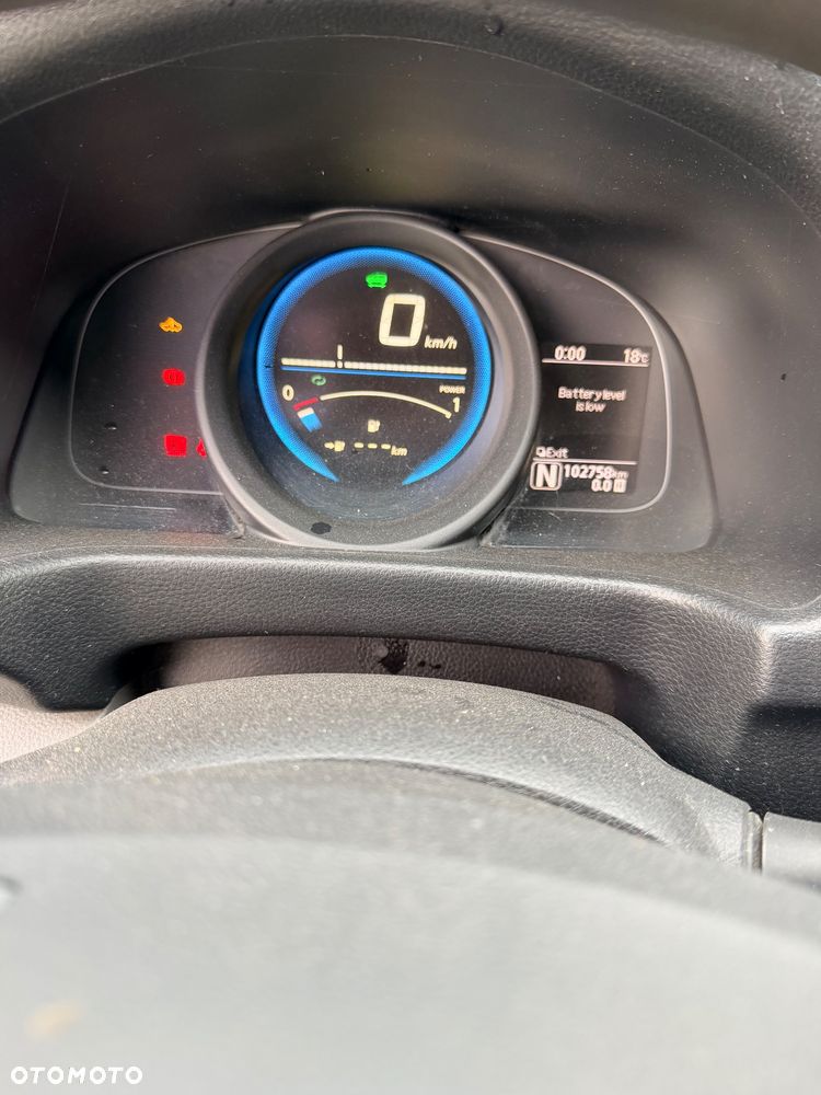 Nissan ENV200 - 7