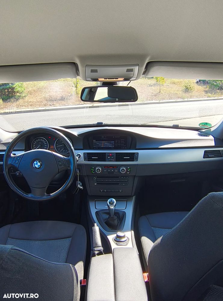 BMW Seria 3 325d - 7