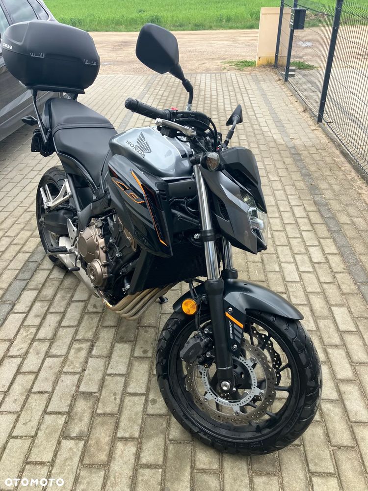 Honda CB - 3