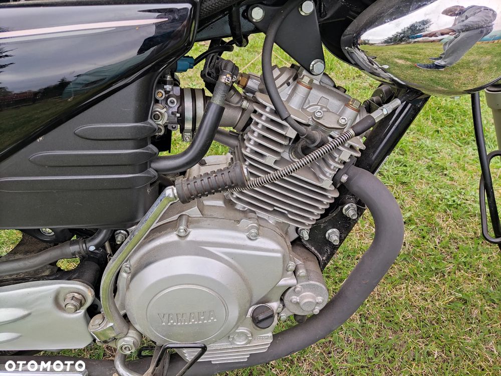 Yamaha YBR - 11