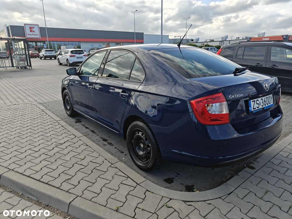 Skoda RAPID 1.2 Ambition - 11