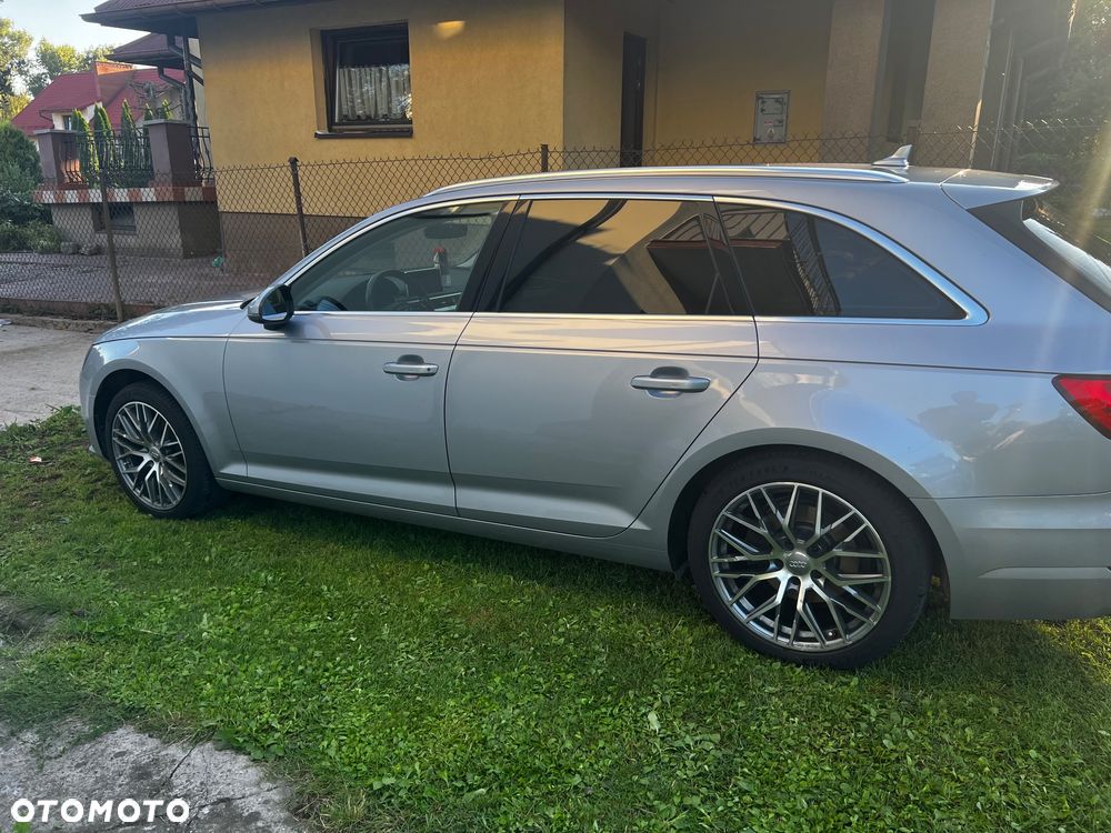 Audi A4 Avant 2.0 TDI - 4