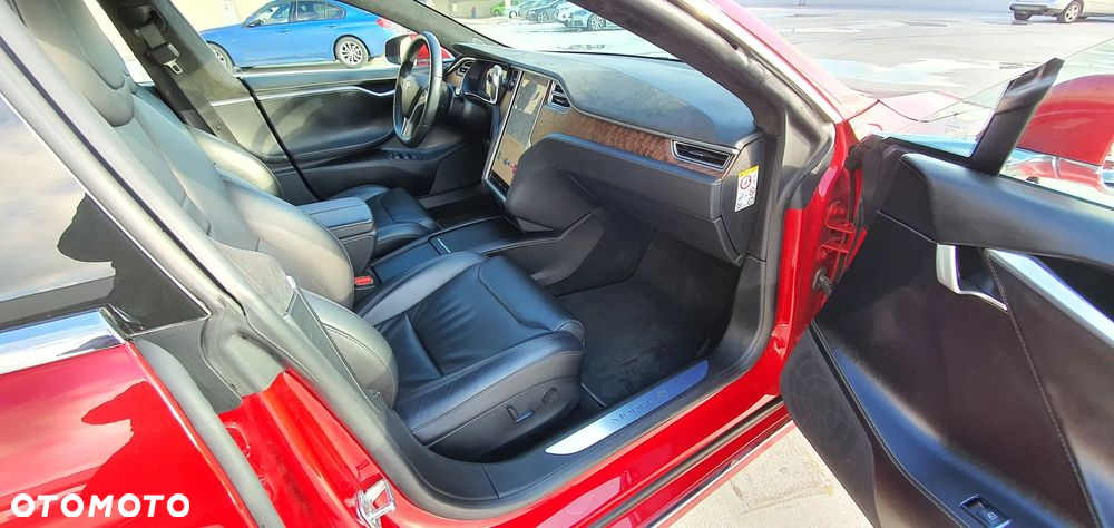 Tesla Model S Long Range Plus - 21